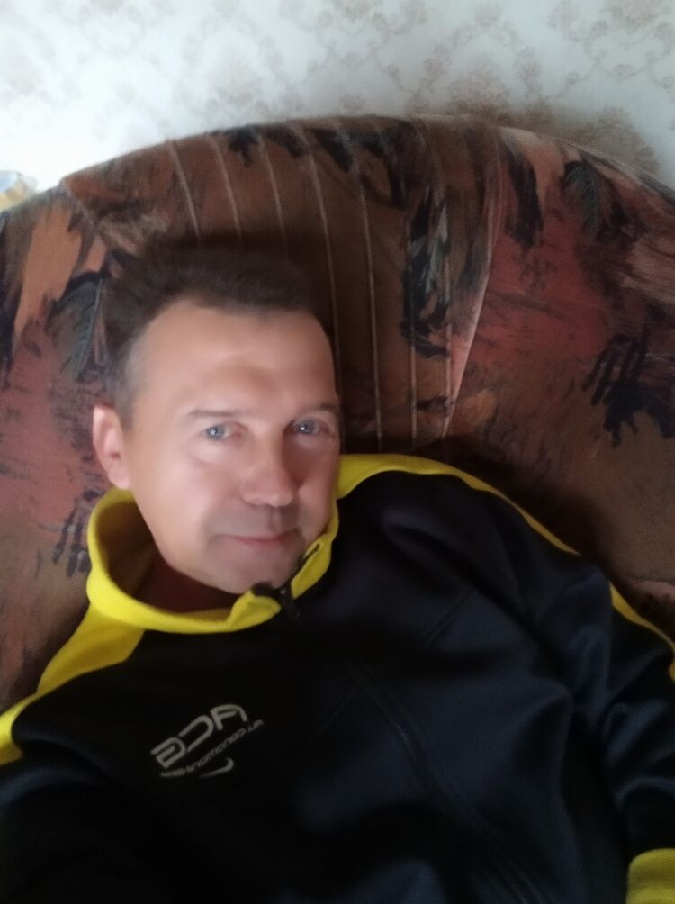  ,   Andrei, 54 ,     , c 