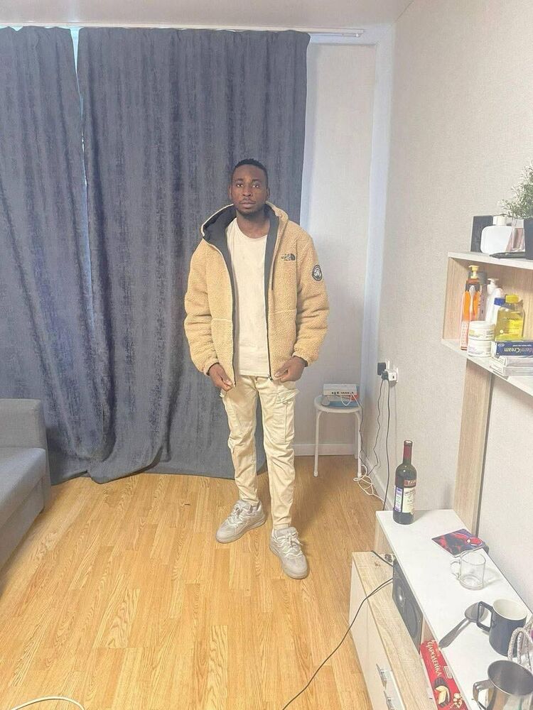  ,   Akudone, 28 ,   ,   