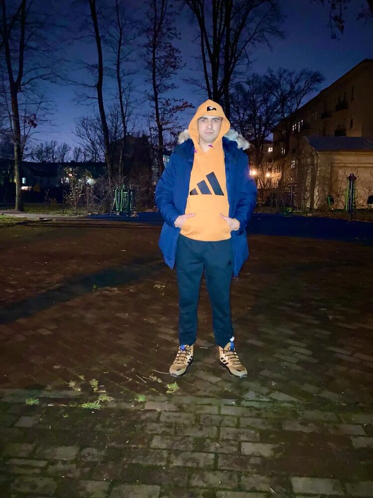  28176290  , 34 ,    