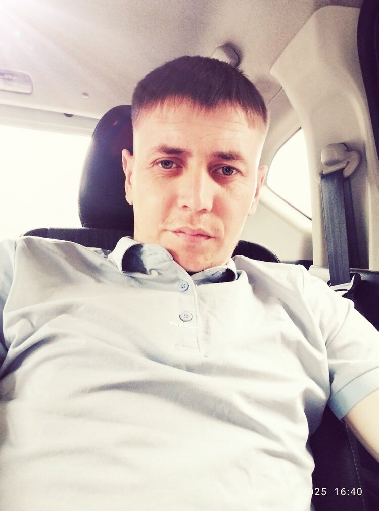  ,   Andrey, 32 ,   ,   , 