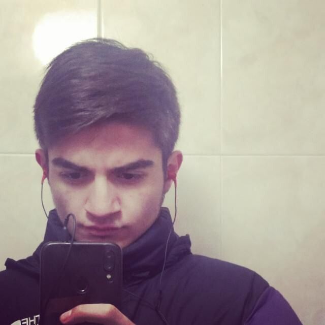  40564350  GevSiu, 23 ,    