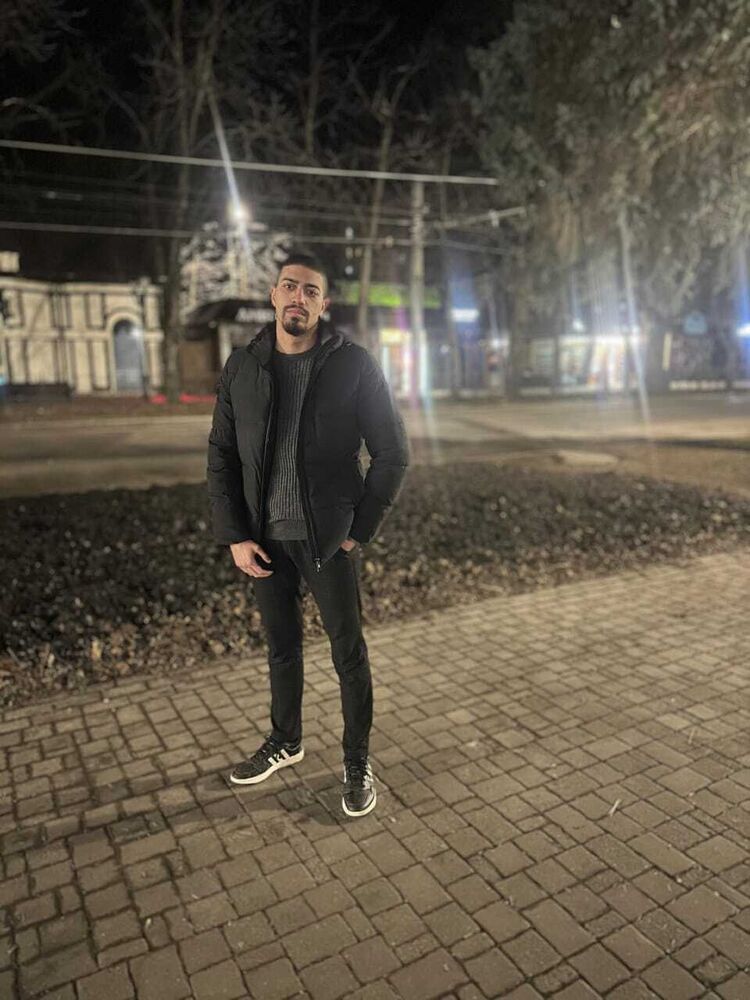  deleted,   Raen, 22 ,   ,   