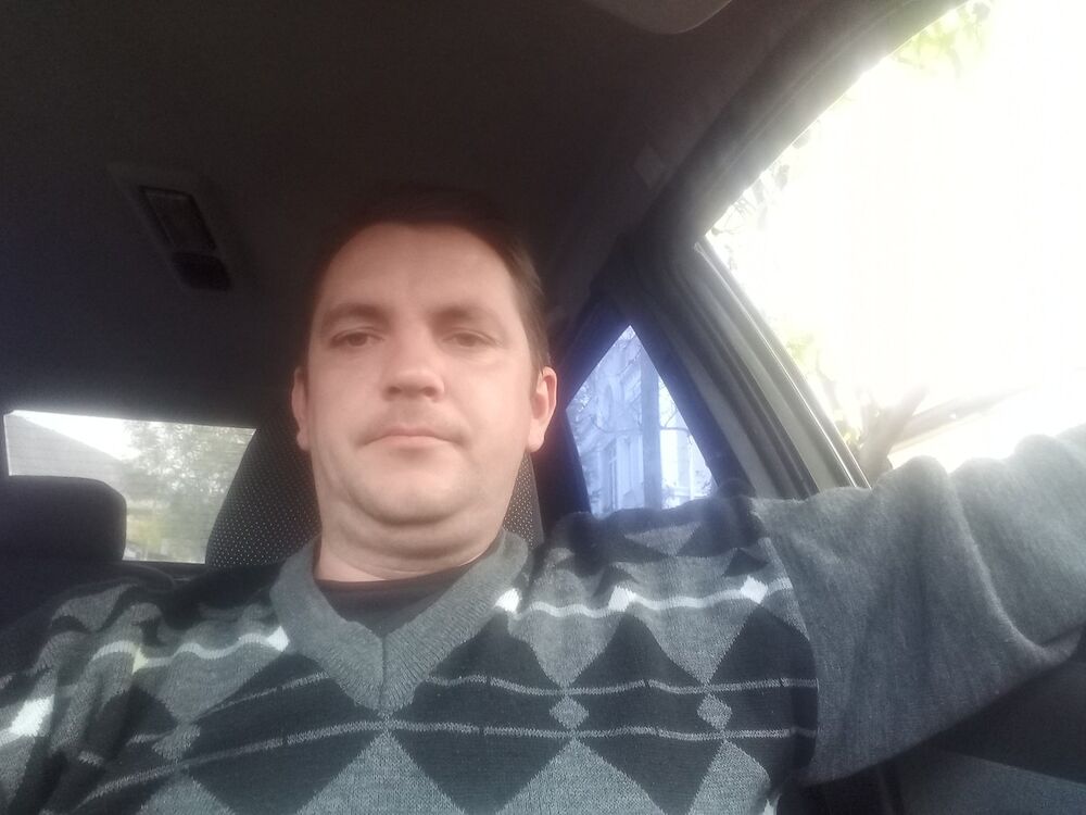  13854220  Vlad, 40 ,    
