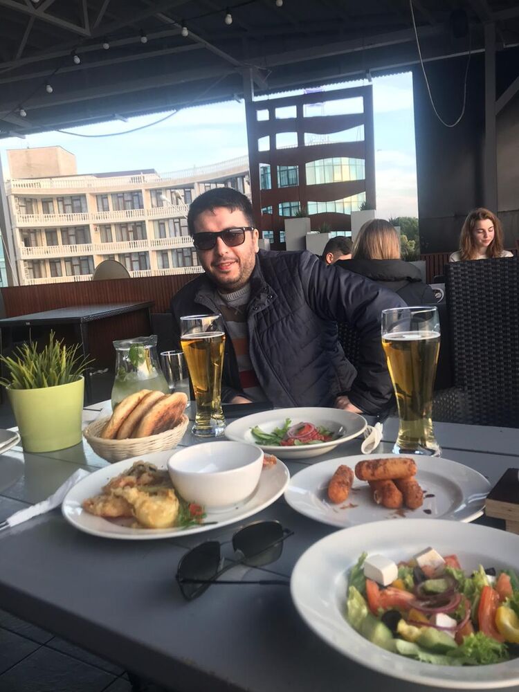  47223270  Gevorg, 34 ,     