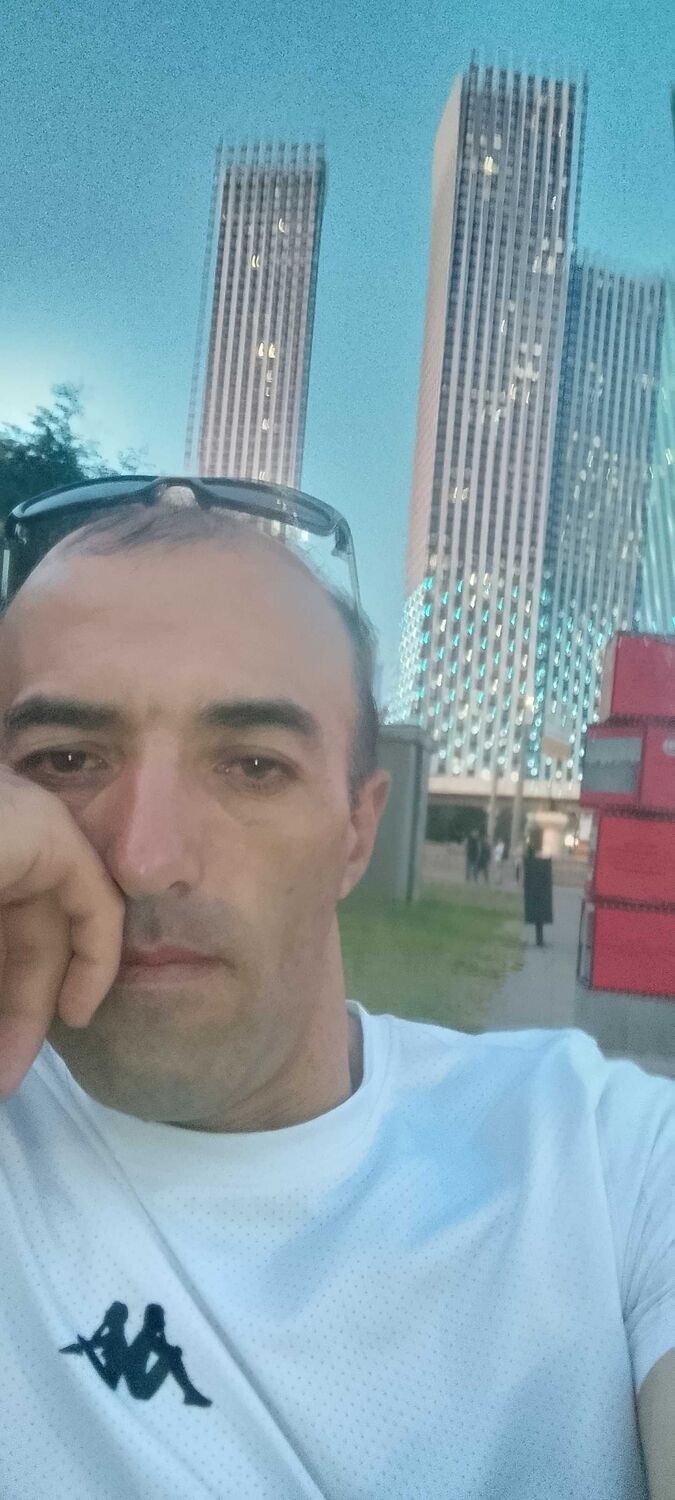  53710690  Fazliddin, 41 ,    