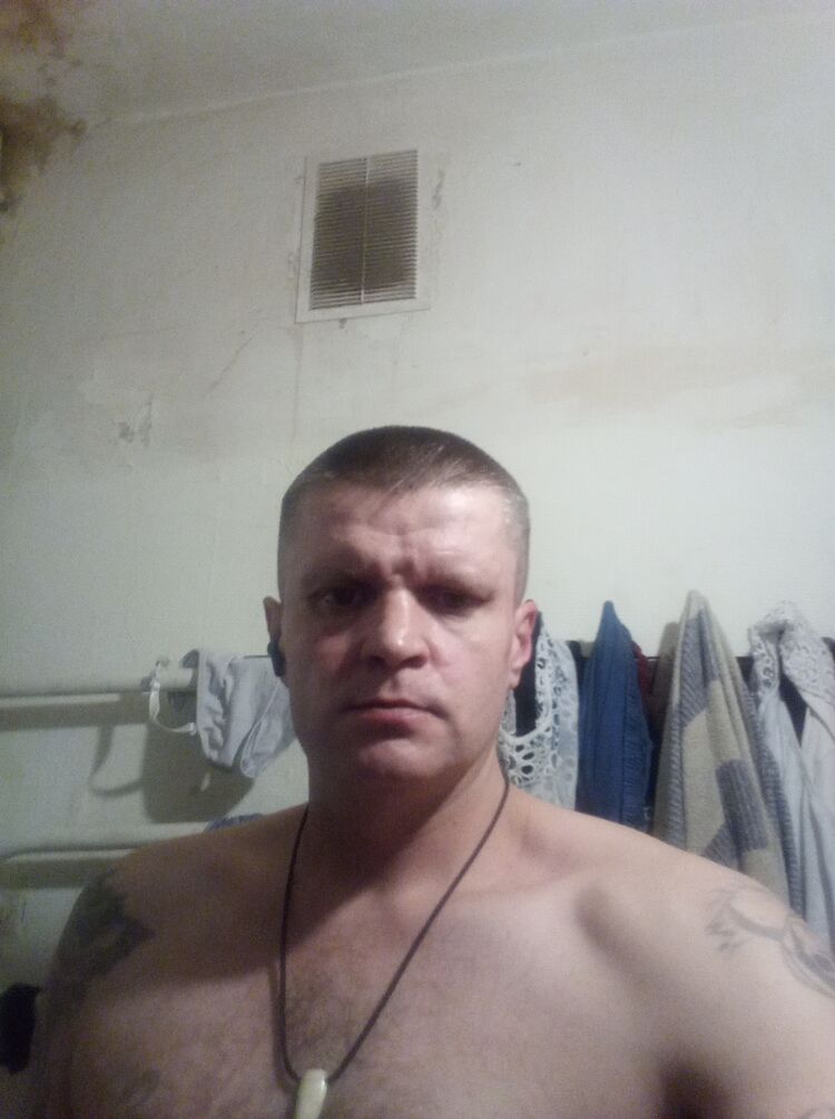  46116970  , 42 ,    