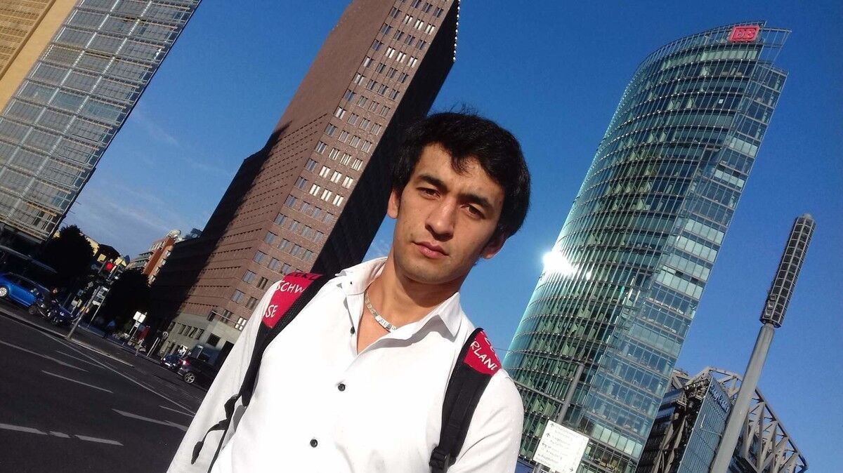  ,   Umarjon, 31 ,   ,   , c 