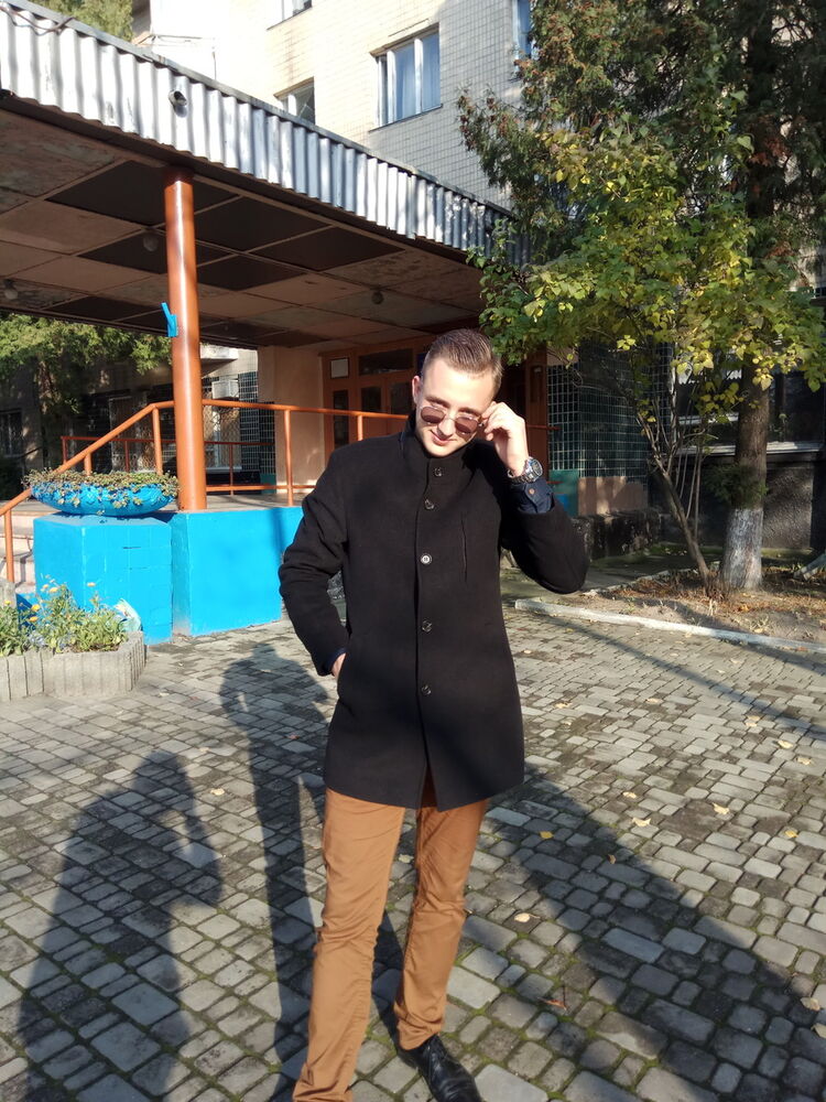 ,   Pavel, 30 ,   