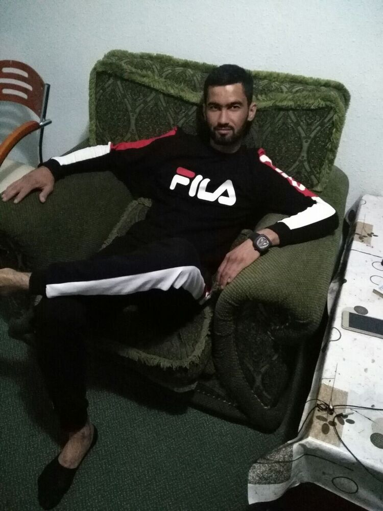 ,   Aziz, 39 ,   ,   , c 