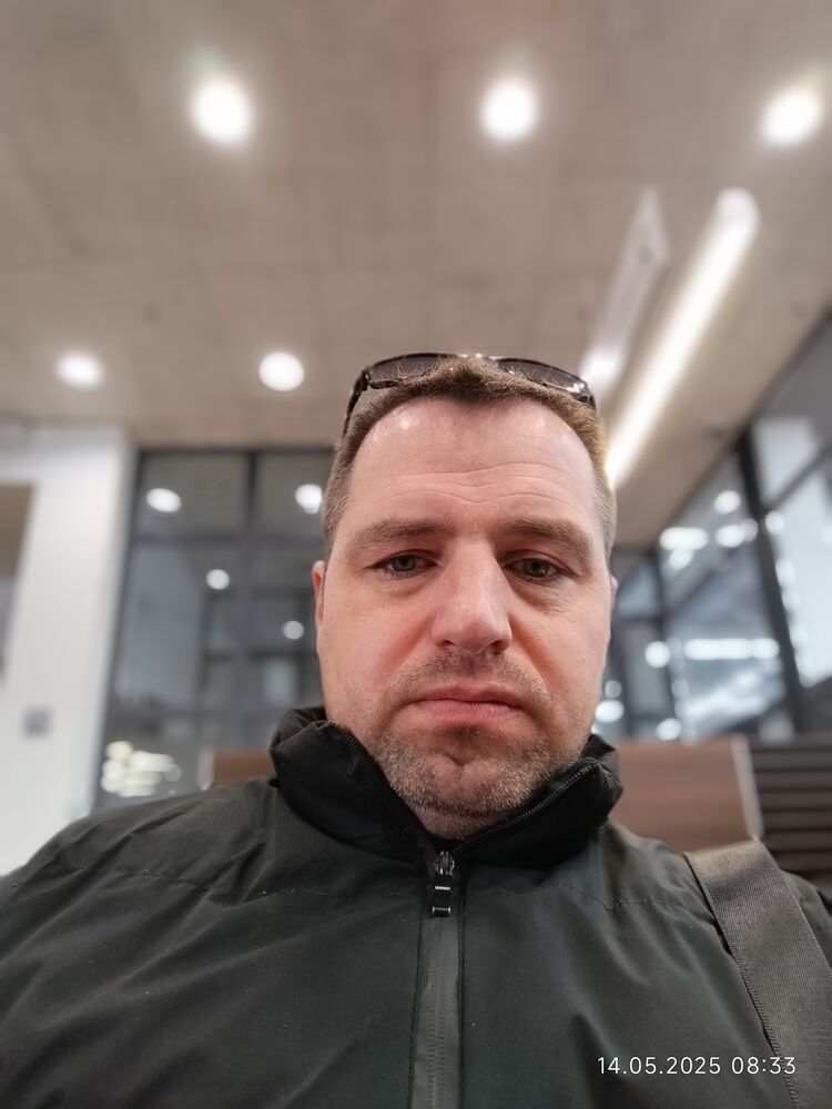  ,   Dima, 44 ,   ,   , c , 