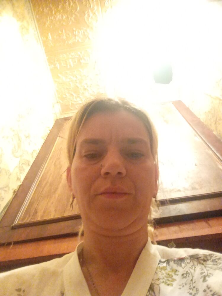  52294900  Tatiana, 35 ,    