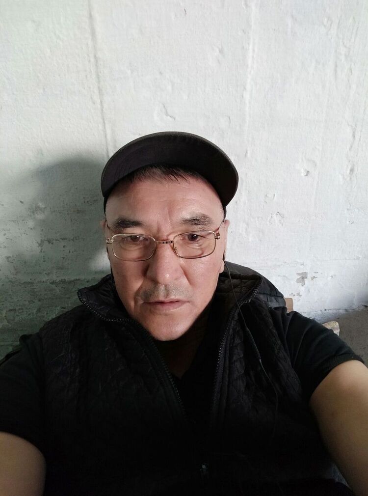  ,   Azamat, 48 ,   c 
