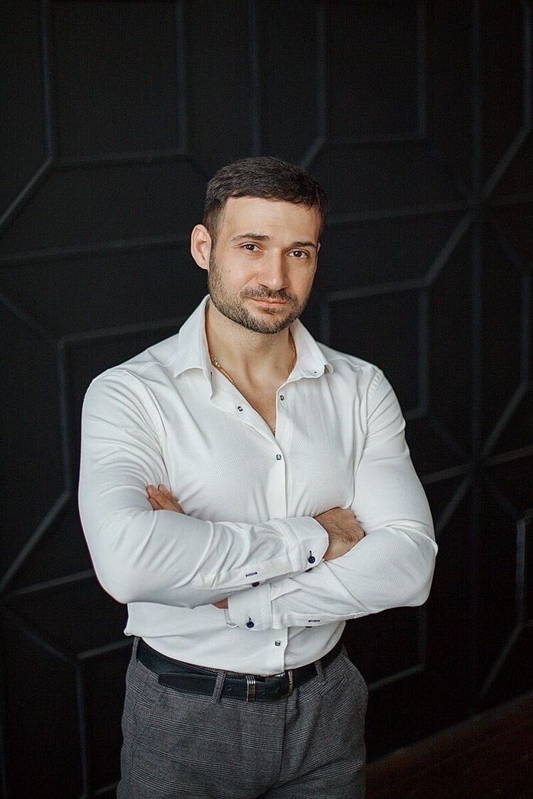 35914370  Sergei, 37 ,    