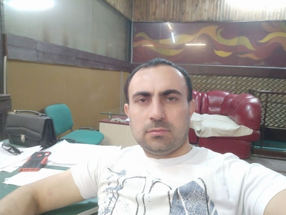  ,   Vusal, 42 ,   ,   , c 