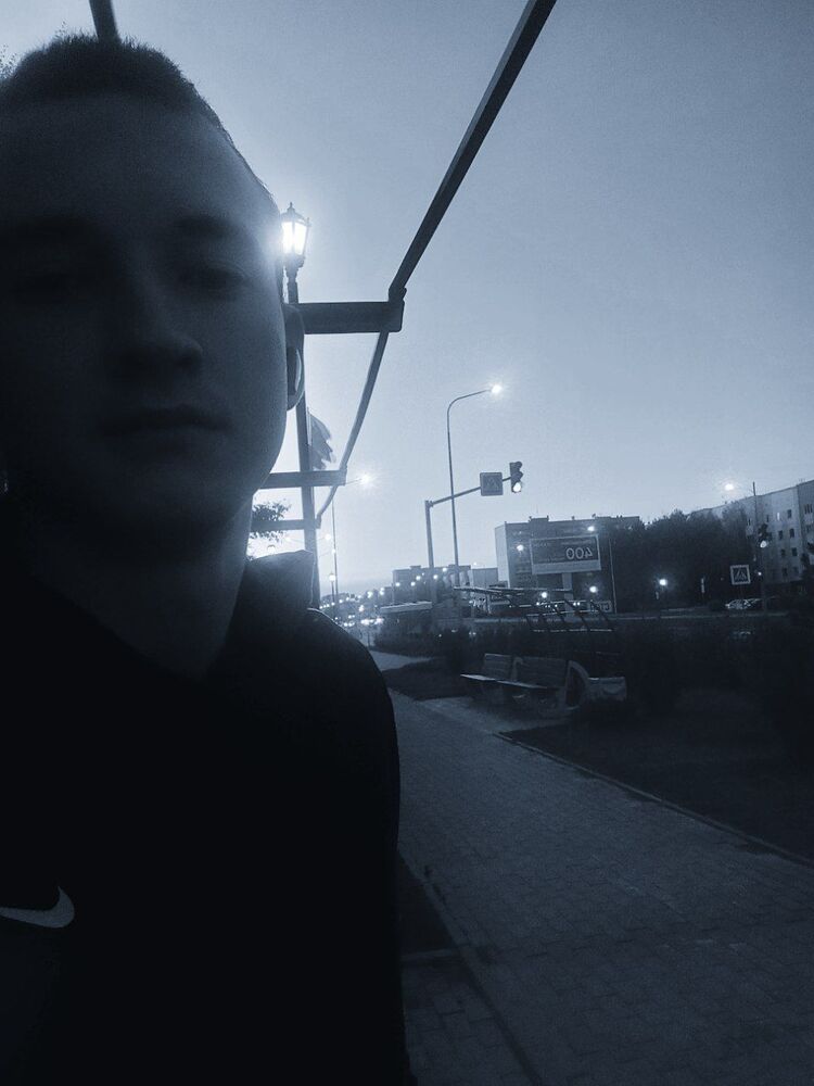  36881340  , 22 ,    