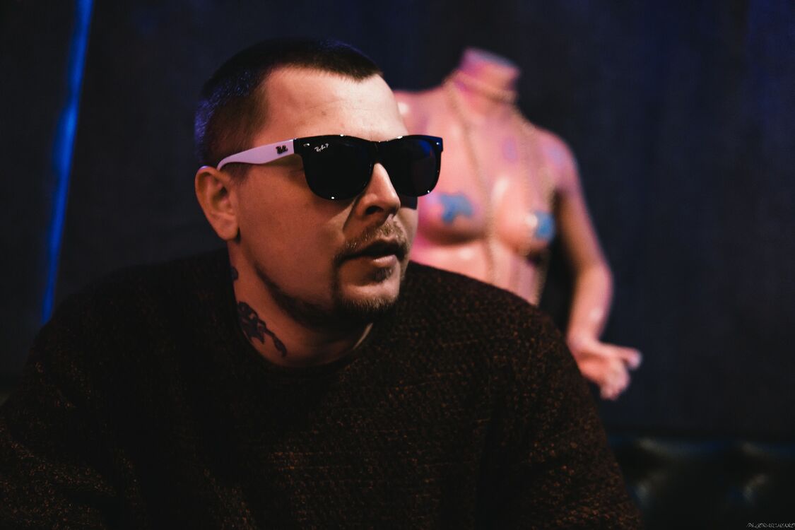 ���� 27440850 ������� Floki, 32 ����, ���� ���������� � ������������