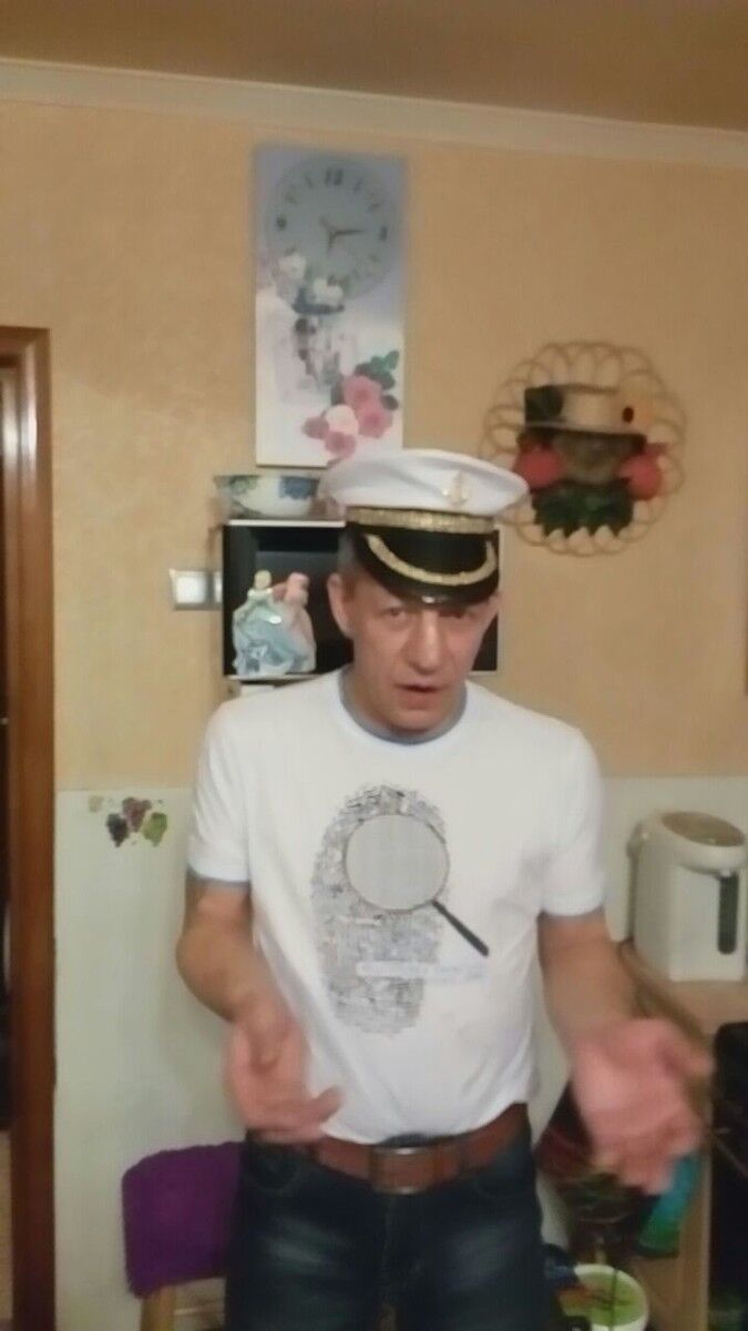  11915780  Vladimir, 55 ,    -
