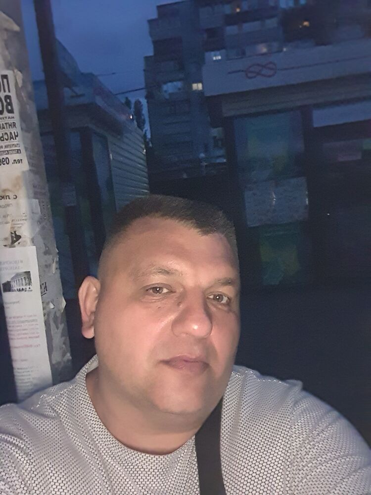  41588680  , 55 ,    