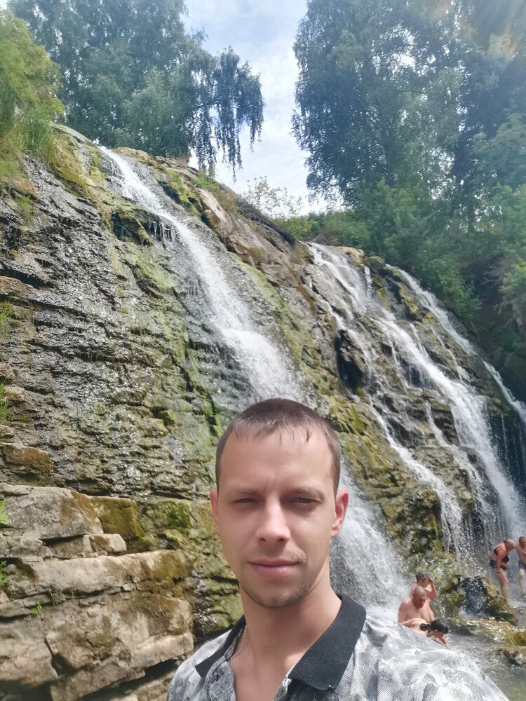  52870280  Stas, 34 ,    