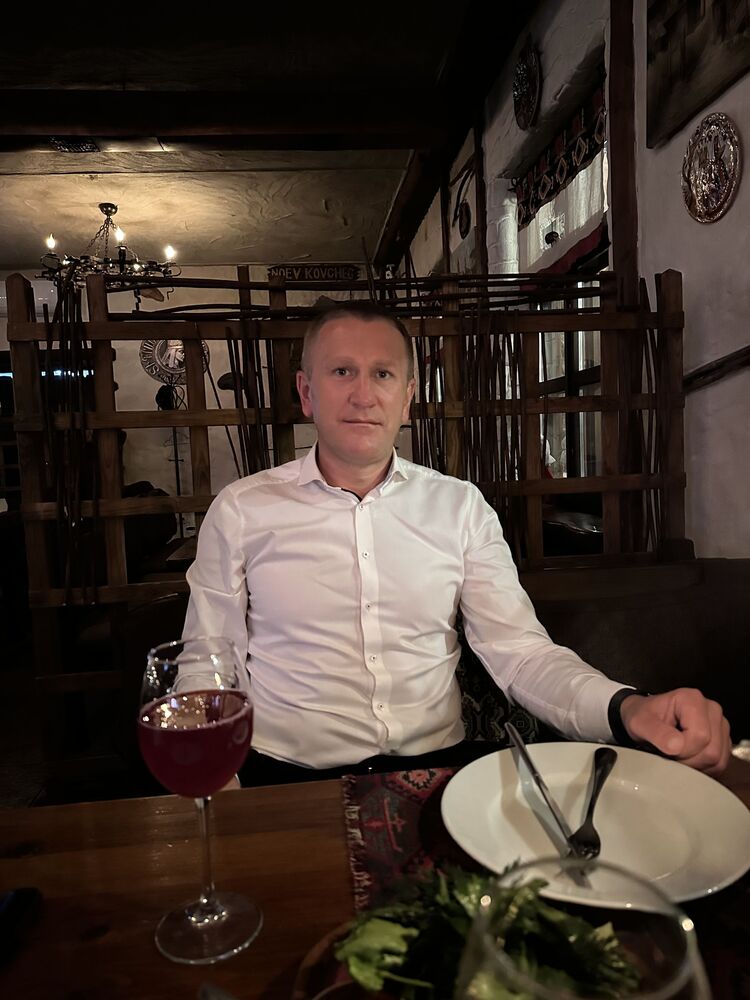  52679200  Oleg, 38 ,    