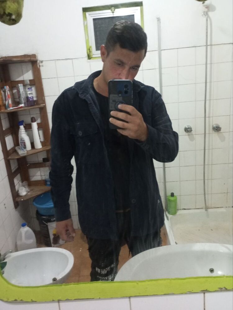  47166530  , 24 ,    