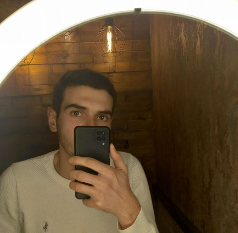  ,   Rafael, 27 ,   ,   