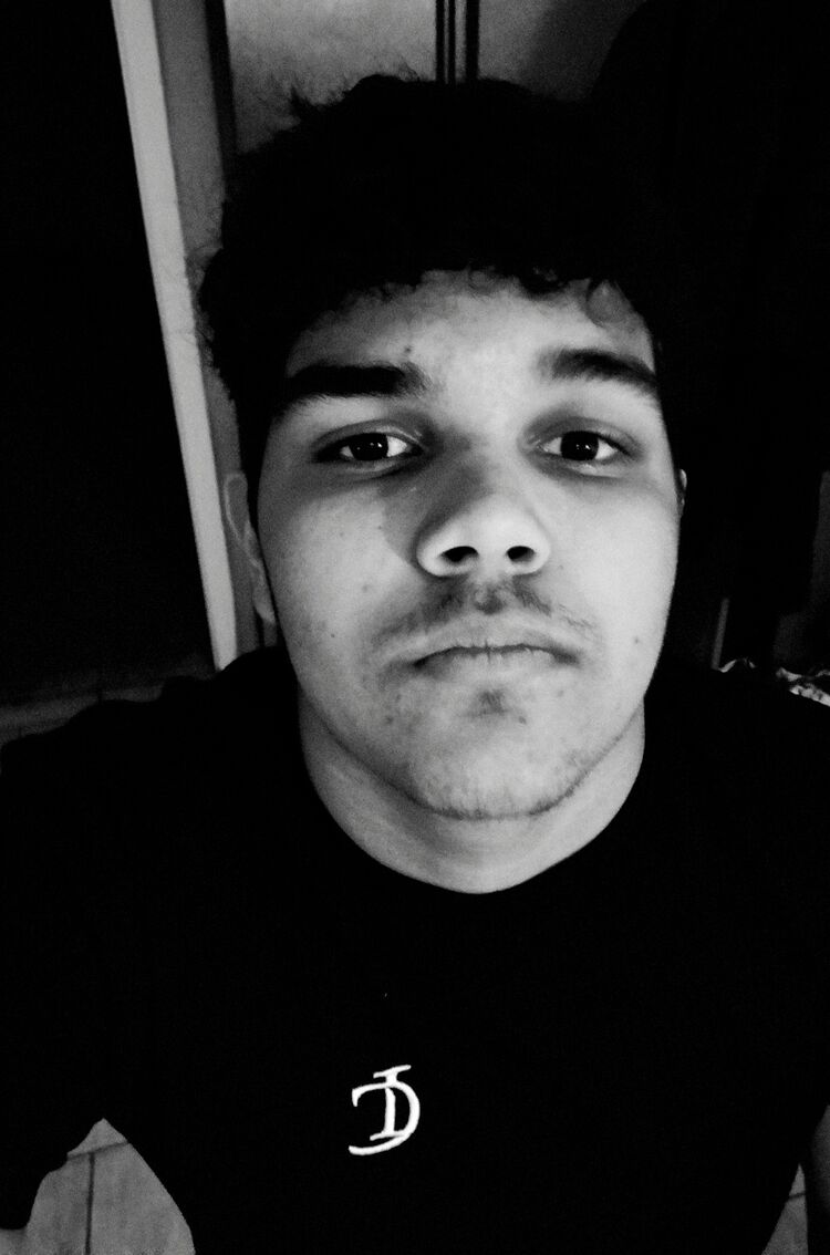  51568430  Artur, 18 ,    Weiden