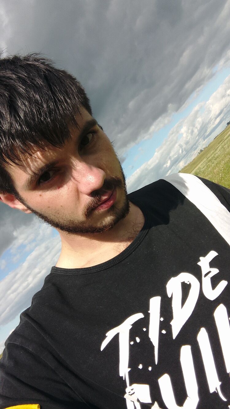  45258690  , 22 ,    ٸ