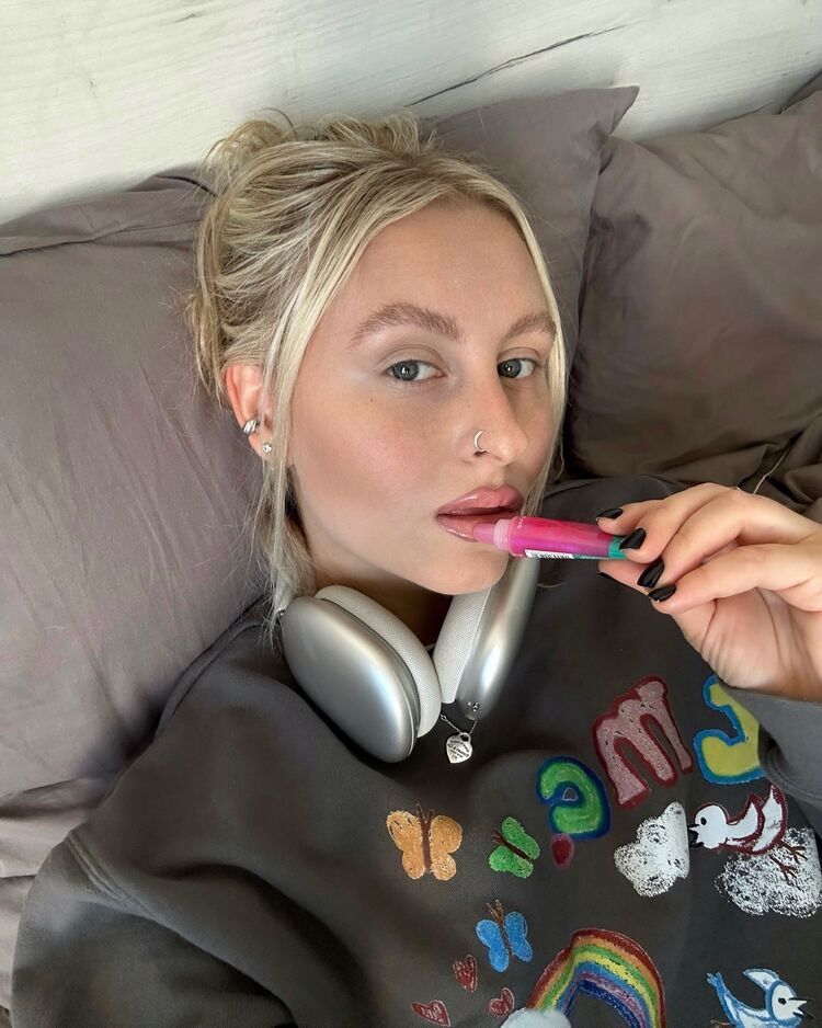 ���� 53917860 ������� �������, 33 ����, ���� ���������� � Alanno