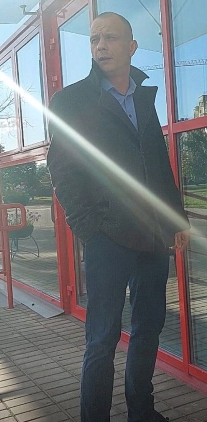  54575090  Alexei, 39 ,    