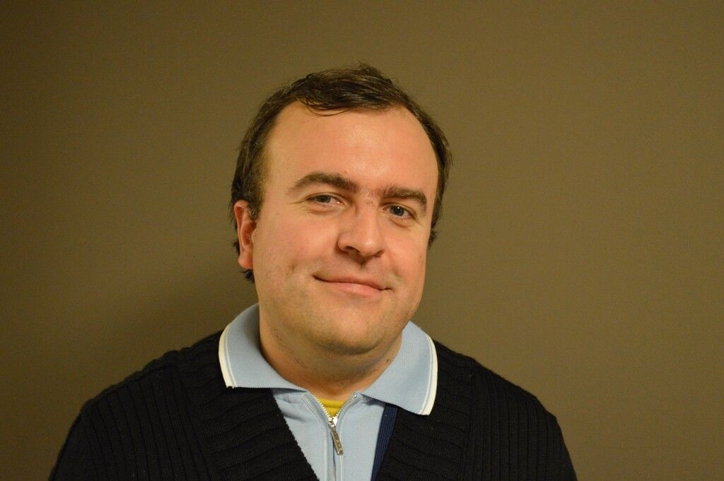  -,   Eduardo, 50 ,   ,   , c 