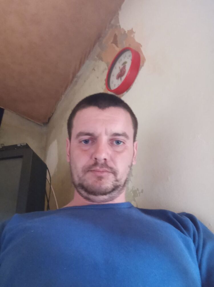  42327230  , 39 ,    