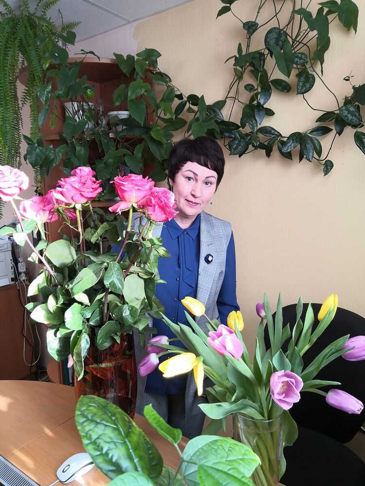  ,   Nelli, 56 ,   c 