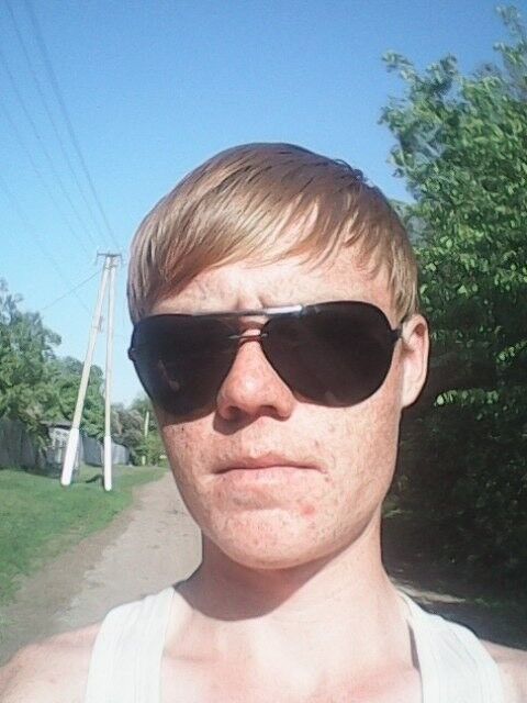  8261910  Edward, 27 ,    