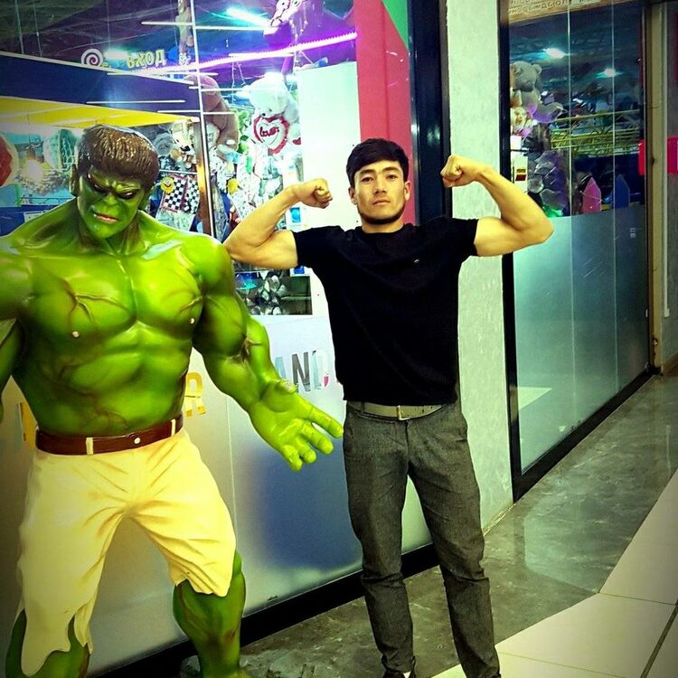  34133090  Temur, 27 ,    