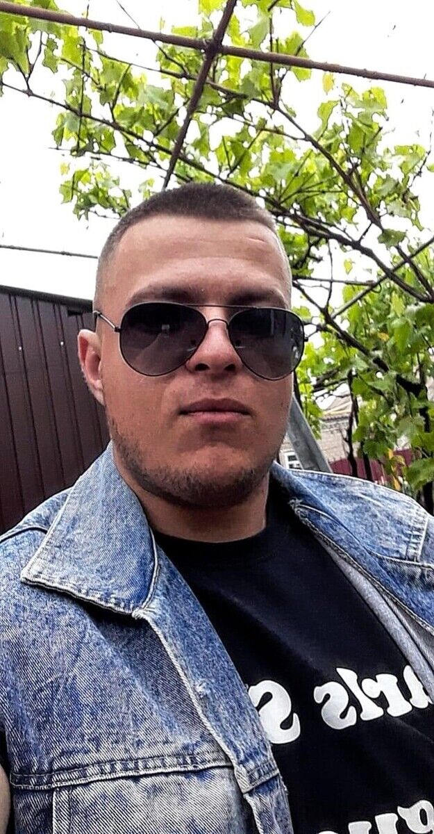  ,   Nikita, 25 ,   ,   , c , 