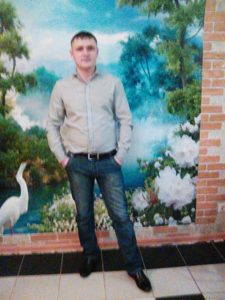  ,   Anvar, 40 ,   