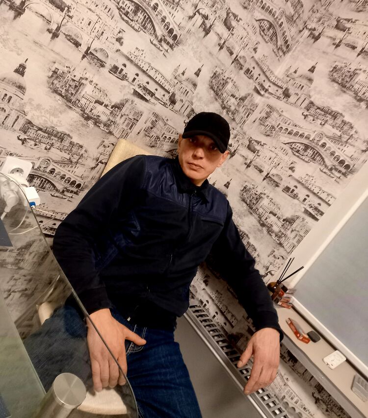 ���� 54912760 ������� Caps, 39 ���, ���� ���������� � ��������