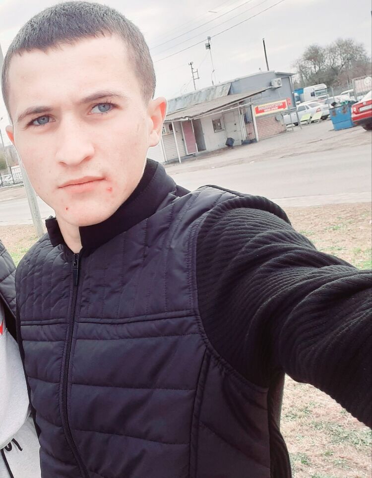  18032440  , 24 ,    