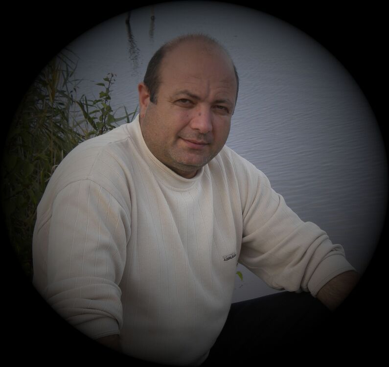  24971340  Samvel, 63 ,    