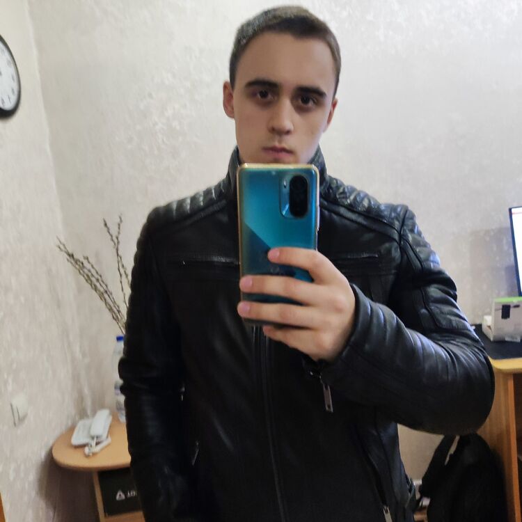  --,   , 24 ,     , c 