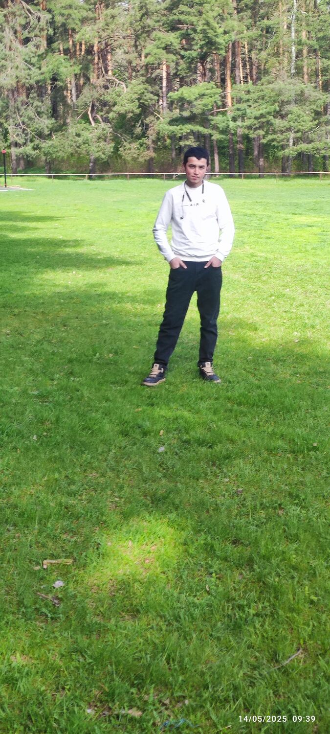  51504870  Umar, 22 ,    