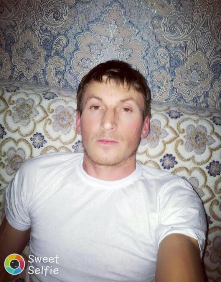  ,   Pavel, 37 ,   ,   , c 