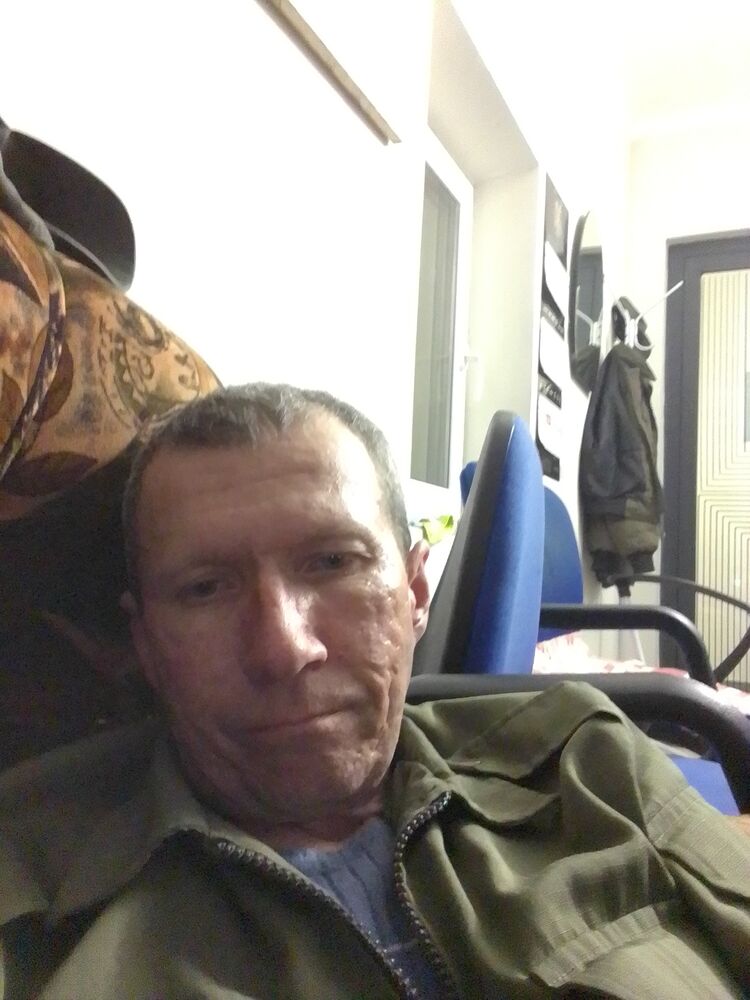 30425910  , 51 ,    