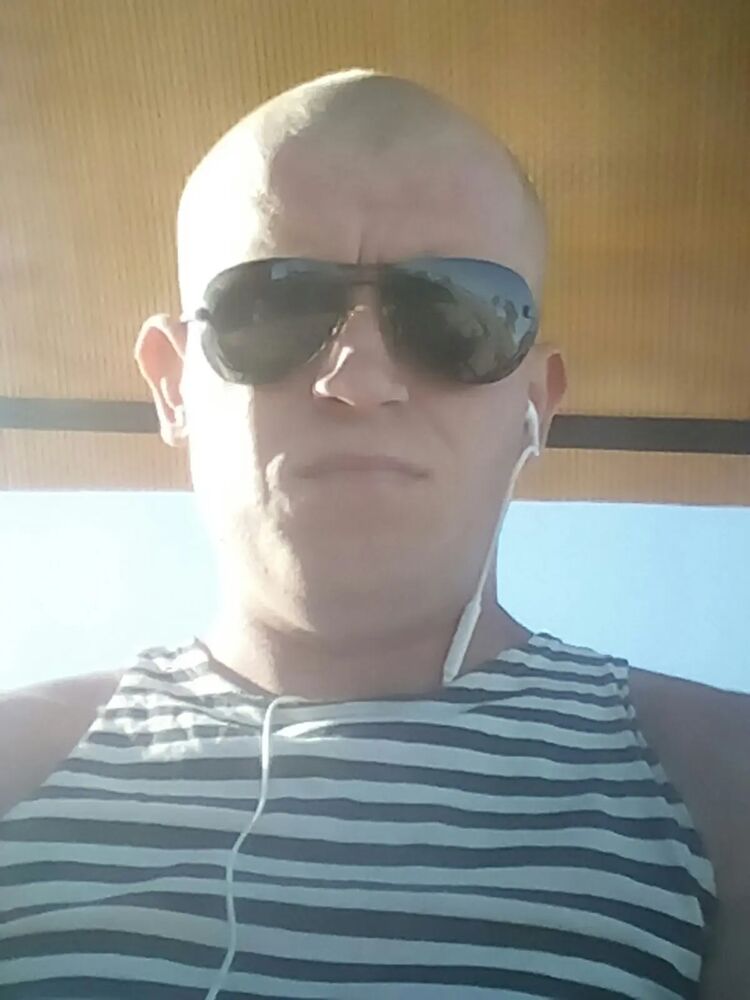  28506630  , 33 ,    