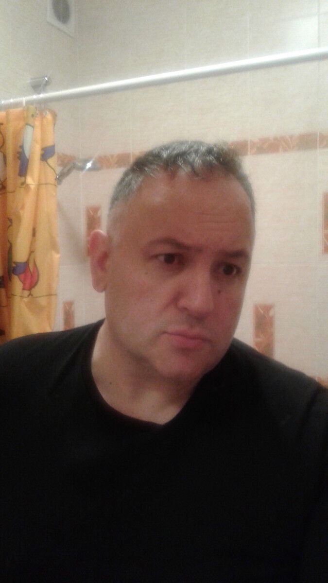  --,   Alex, 44 ,   