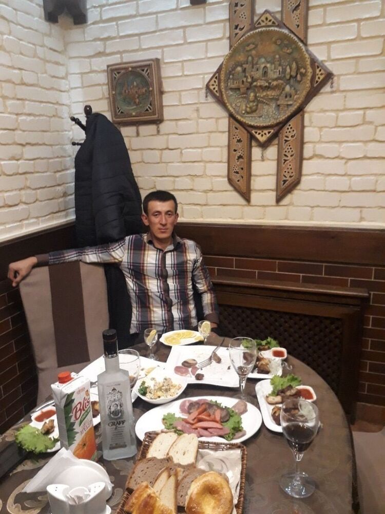  ,   Oybek, 36 ,   ,   , c 