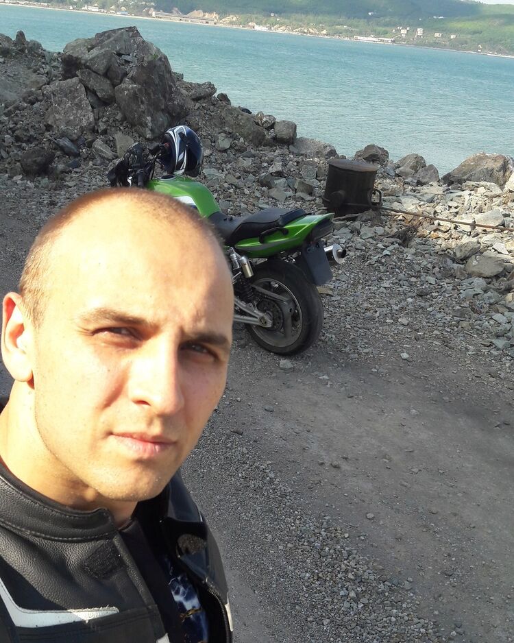  ,   Lion, 40 ,   , 