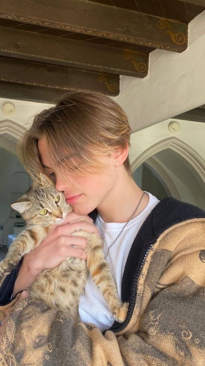  ,   , 24 ,   ,   