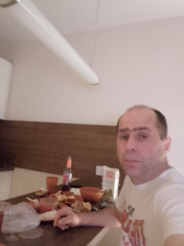  42141850  , 47 ,    -